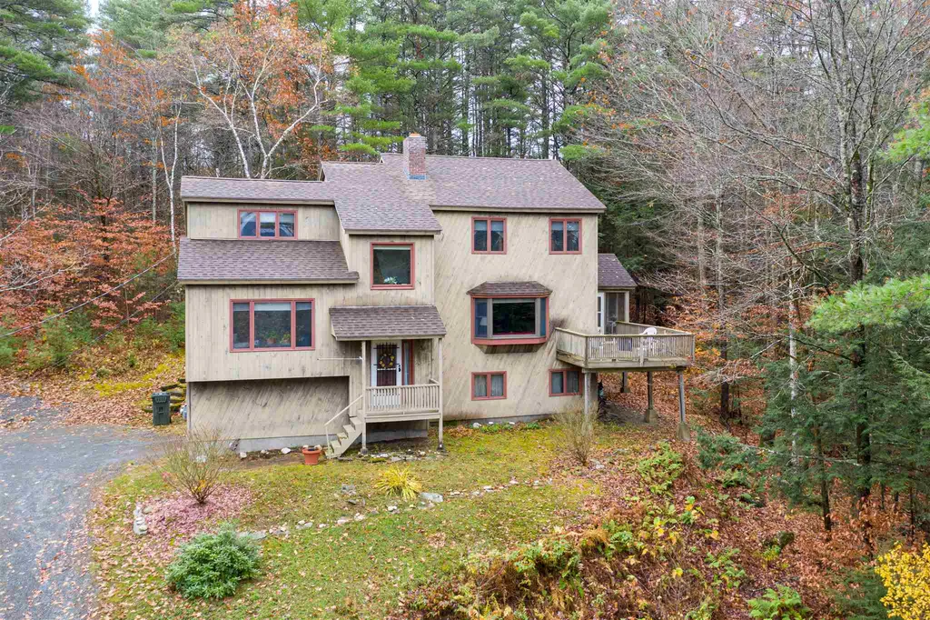 79 Clarina Nichols Lane Hartford VT 05059