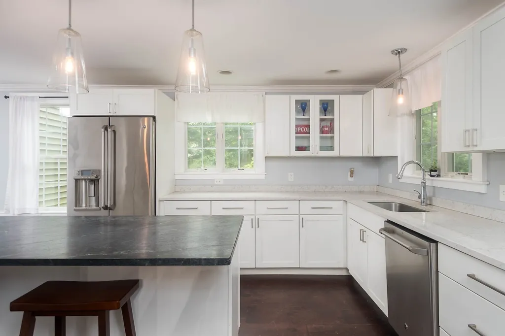 231 Exeter Road Hampton Falls NH 03844