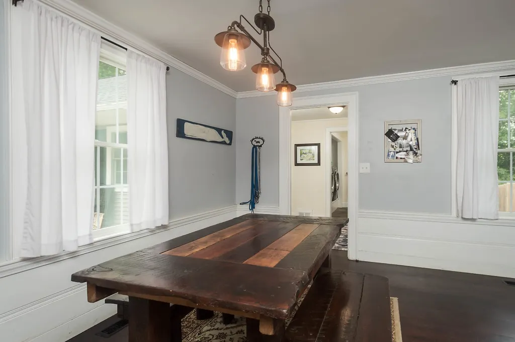 231 Exeter Road Hampton Falls NH 03844