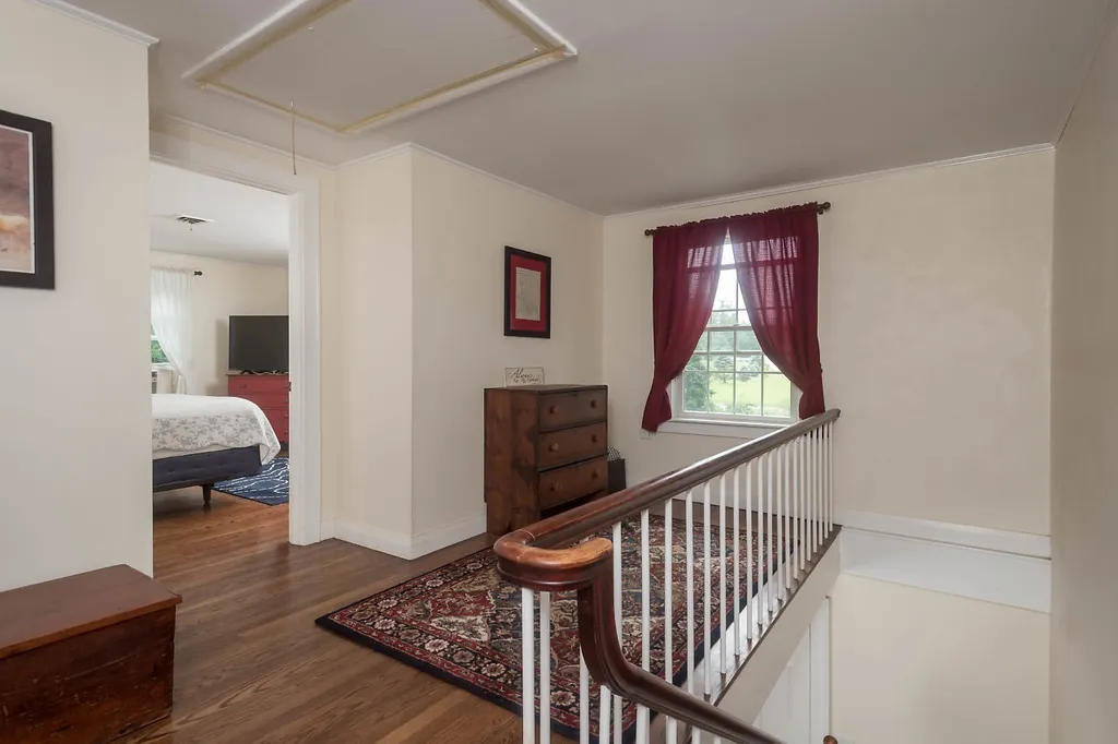 231 Exeter Road Hampton Falls NH 03844