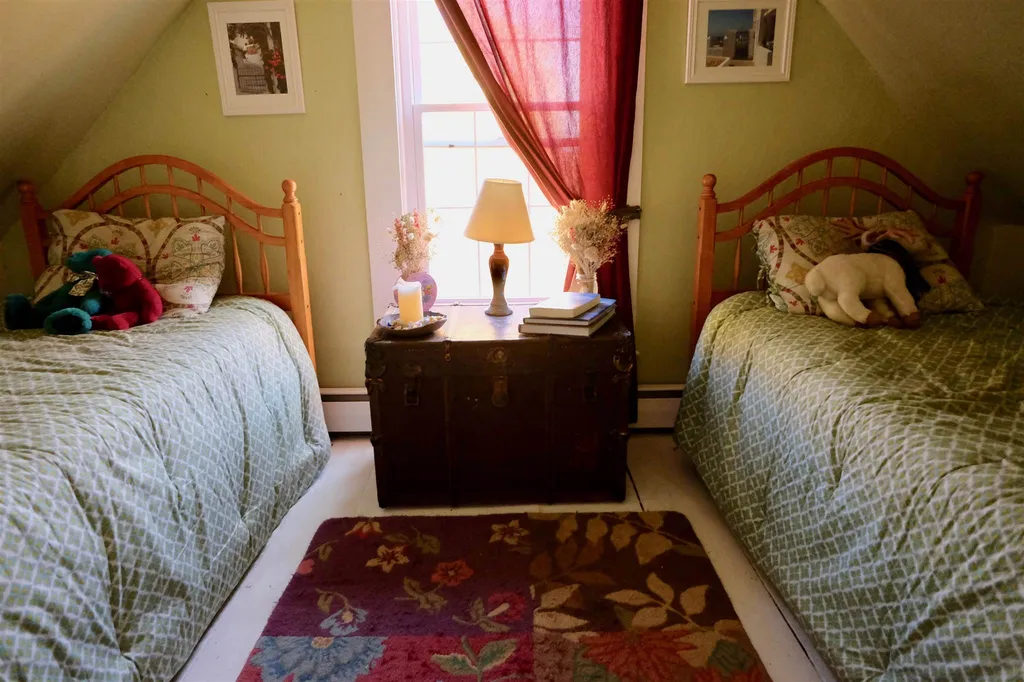 14 Hutchins Street Concord NH 03301