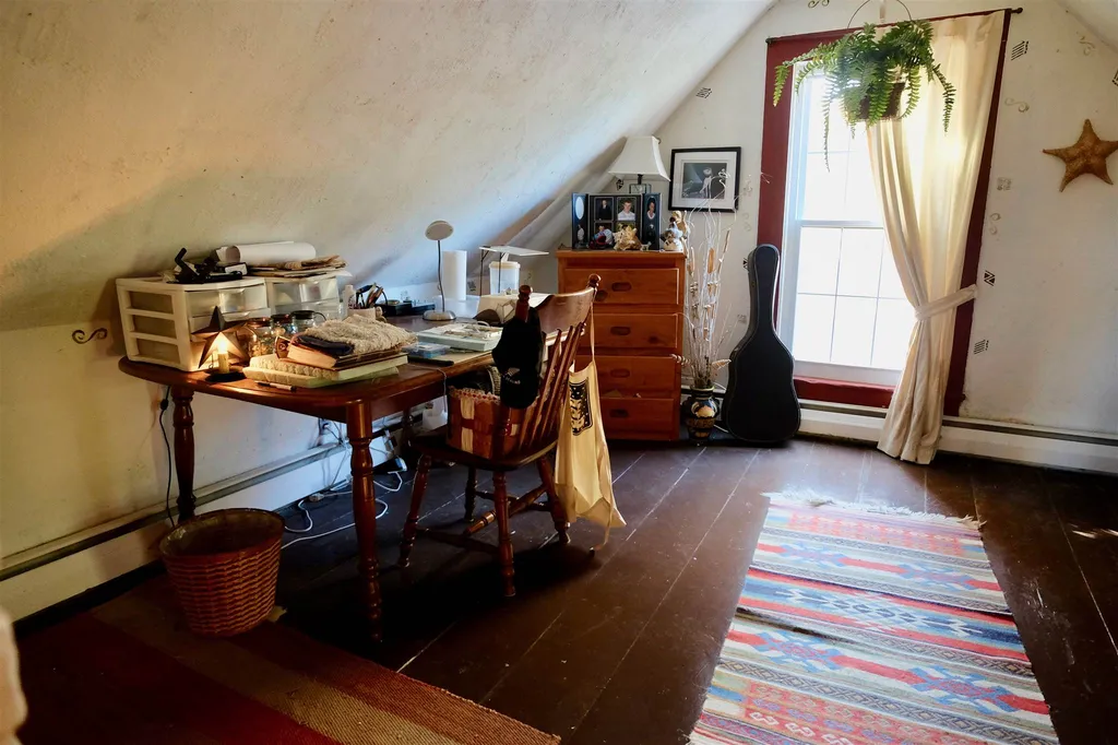14 Hutchins Street Concord NH 03301