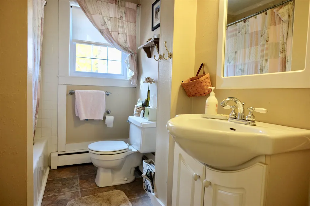 14 Hutchins Street Concord NH 03301