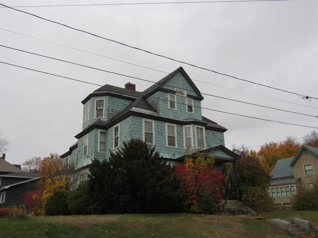 211 Emery Street Berlin NH 03570