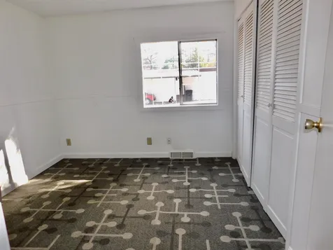 11 Longwood Lane Merrimack NH 03054