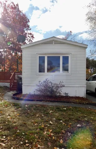 11 Longwood Lane Merrimack NH 03054