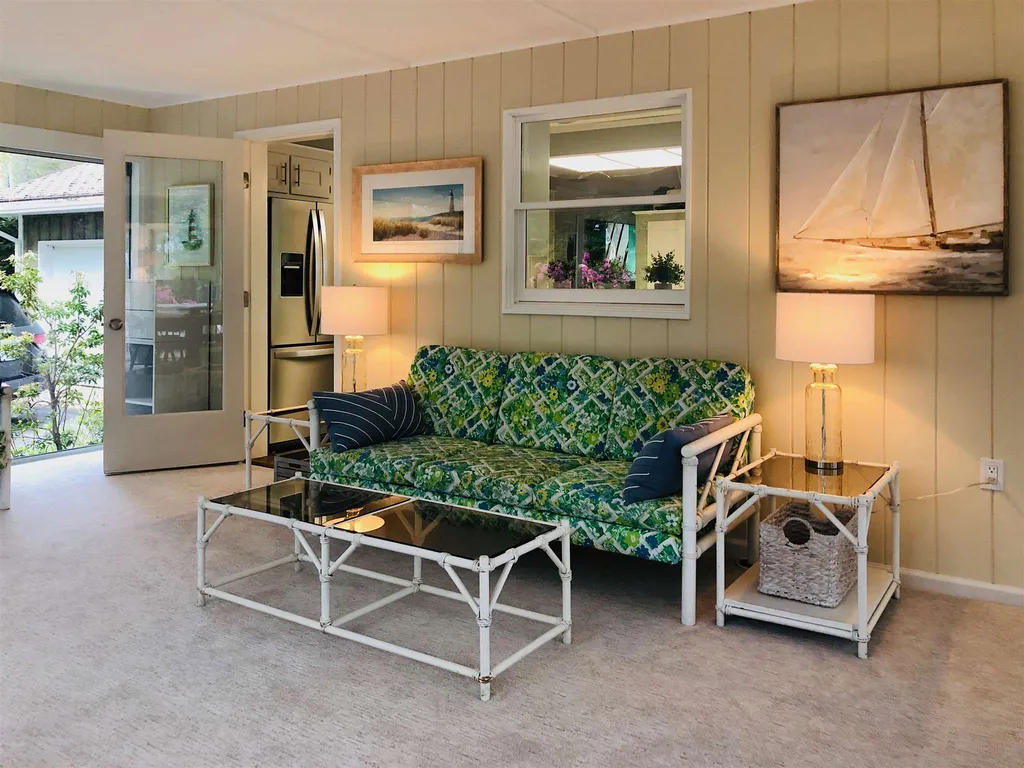 29 Mirror Lake Drive Tuftonboro NH 03853