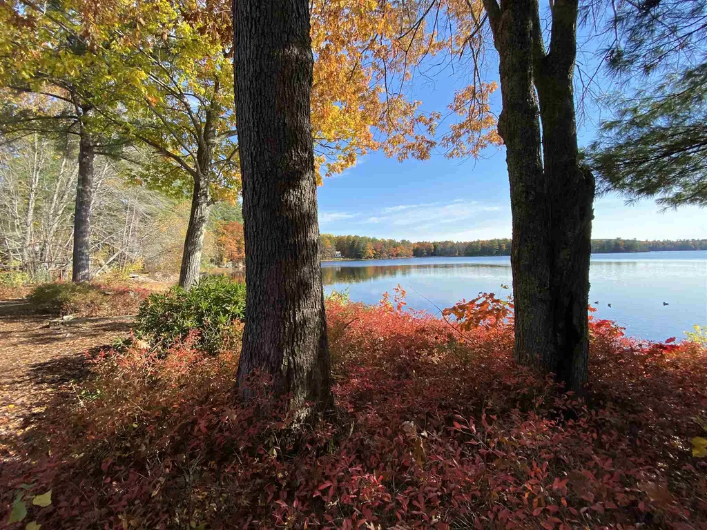 29 Mirror Lake Drive Tuftonboro NH 03853