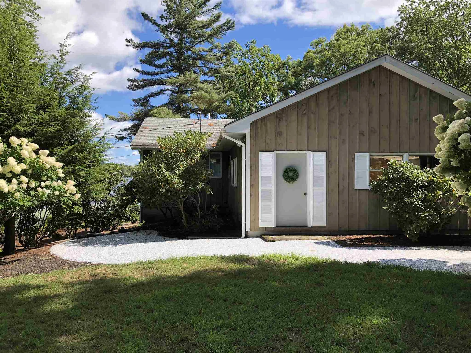 29 Mirror Lake Drive Tuftonboro NH 03853