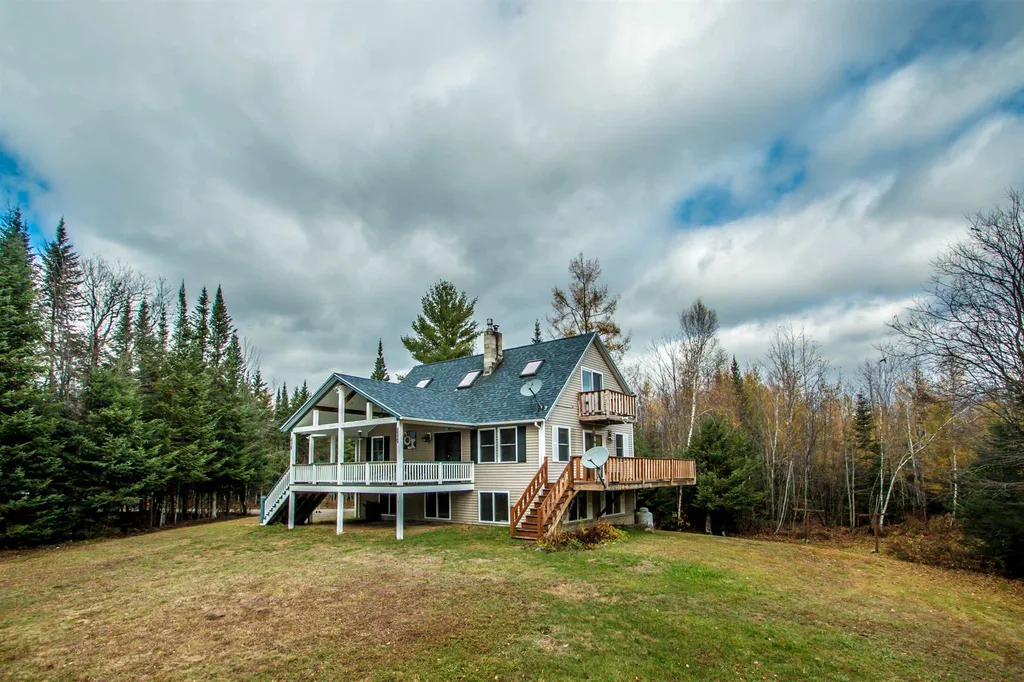 44 Flaherty Road Lancaster NH 03584