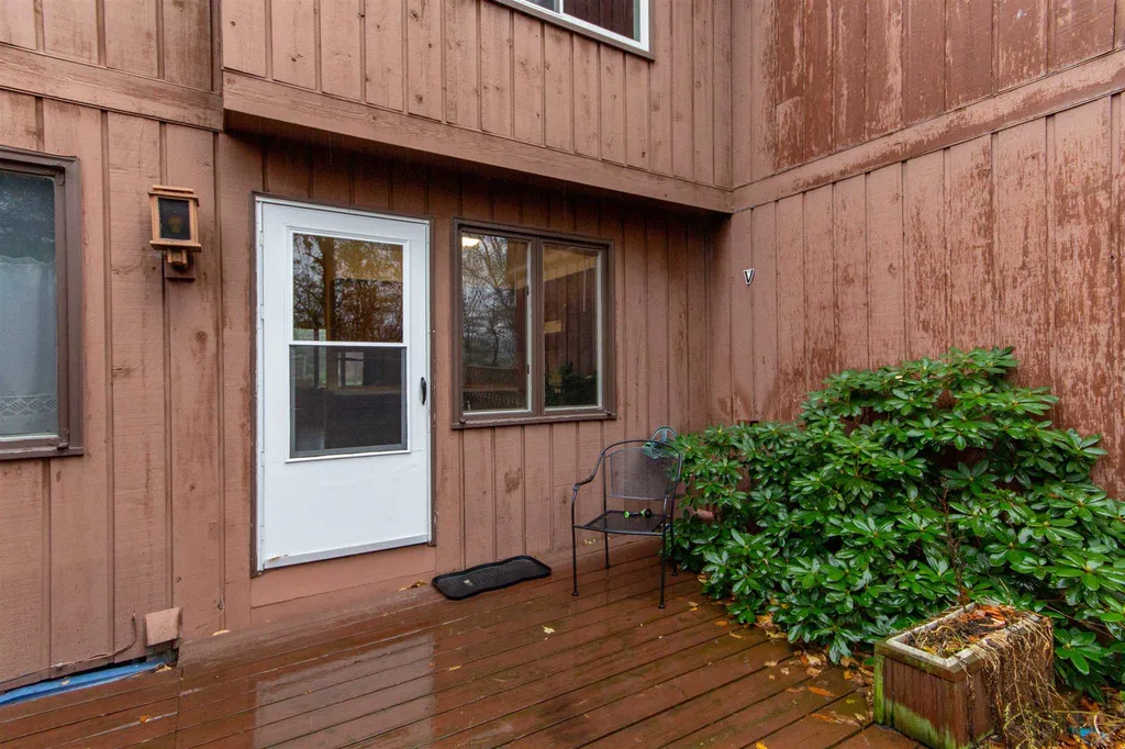 20 Greenfield Road Essex VT 05452
