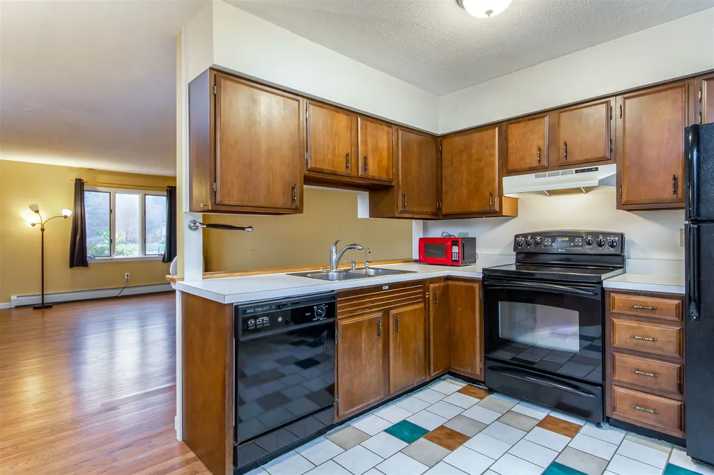 20 Greenfield Road Essex VT 05452