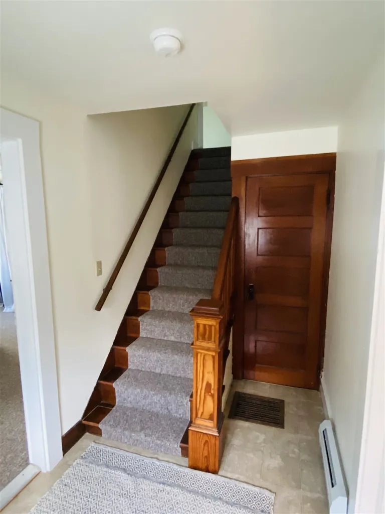 21 Bunker Hill Street Lancaster NH 03584