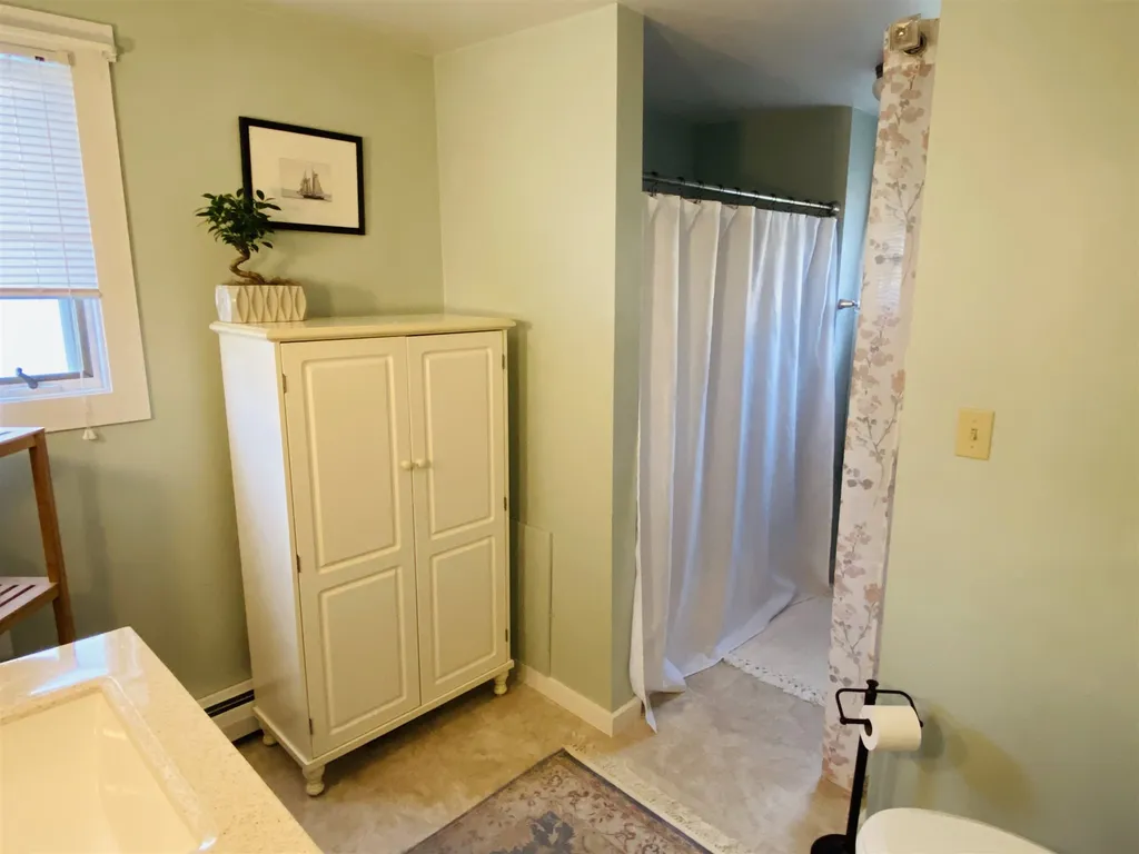 21 Bunker Hill Street Lancaster NH 03584