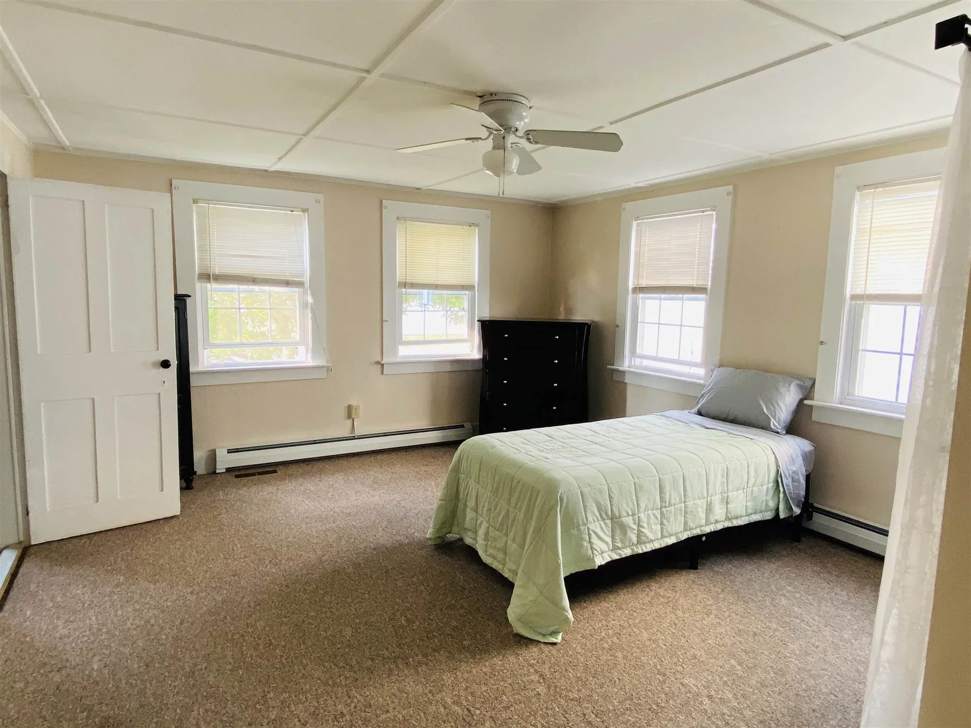 21 Bunker Hill Street Lancaster NH 03584
