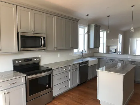 38 Blackstone Drive Raymond NH 03077