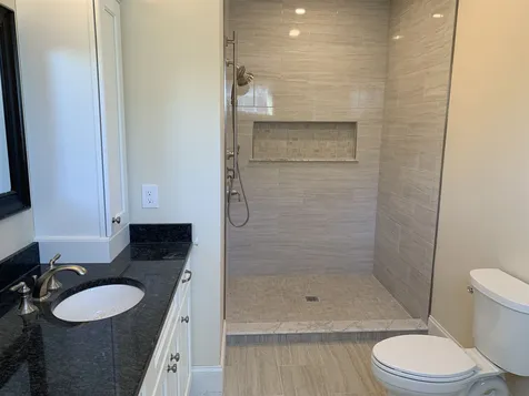 38 Blackstone Drive Raymond NH 03077