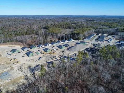 38 Blackstone Drive Raymond NH 03077