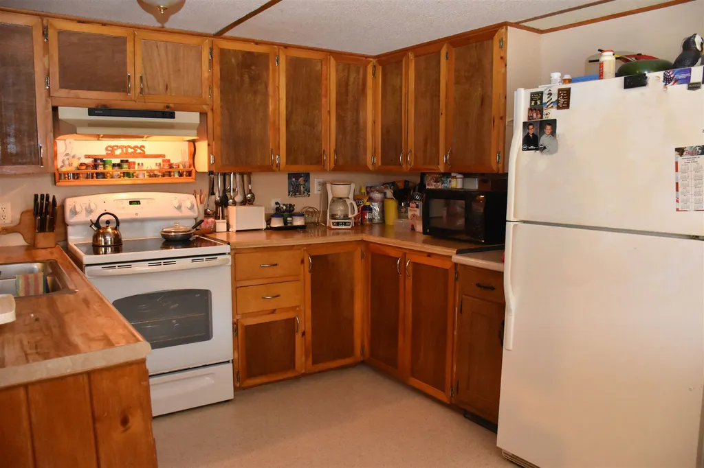 876 Vt Route 65 Brookfield VT 05036