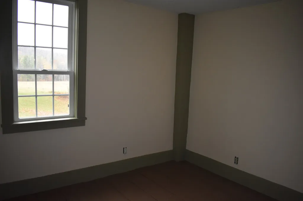 823 Lockehaven Road Enfield NH 03748