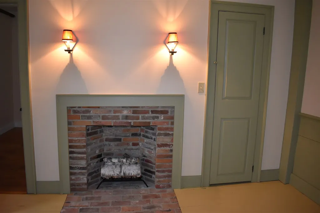 823 Lockehaven Road Enfield NH 03748