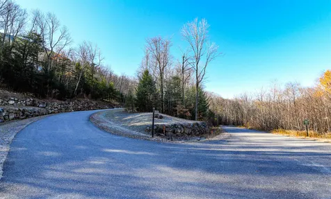 17 Landing Road Lincoln NH 03251