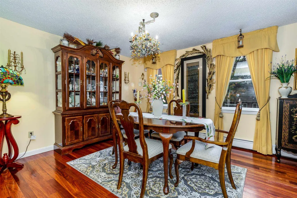 16 Durell Drive Newmarket NH 03857