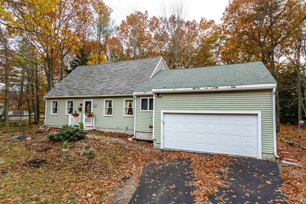 16 Durell Drive Newmarket NH 03857