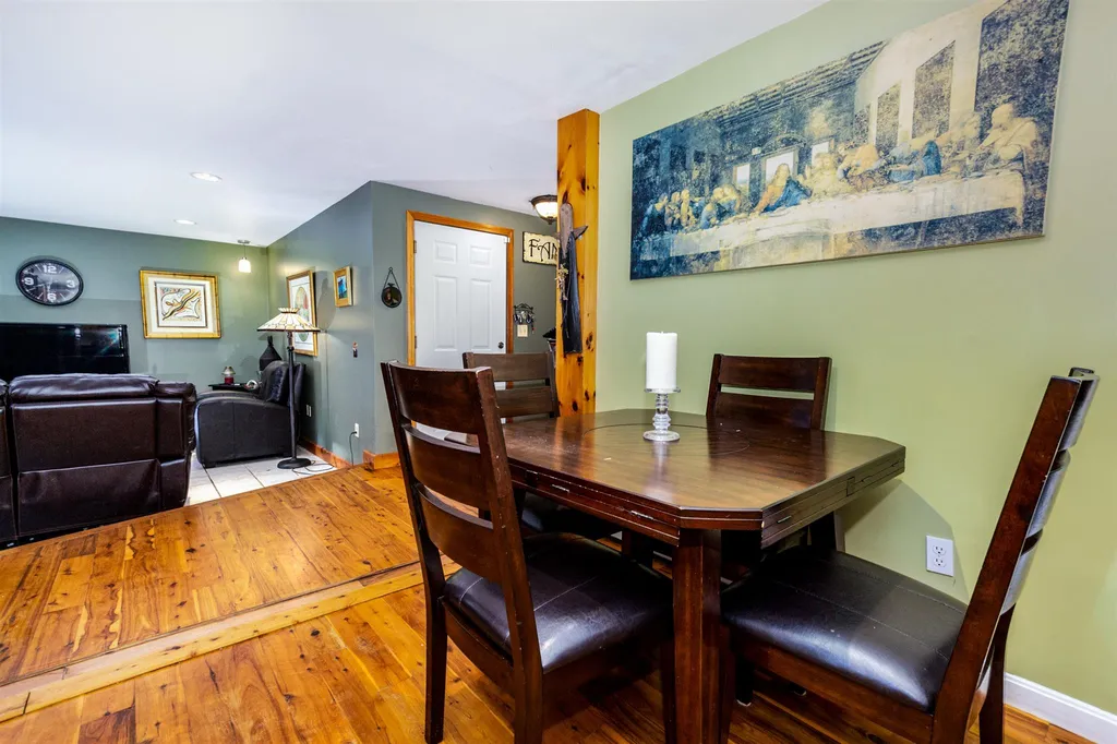 16 Durell Drive Newmarket NH 03857