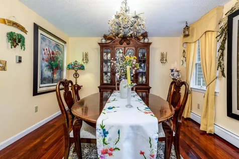 16 Durell Drive Newmarket NH 03857