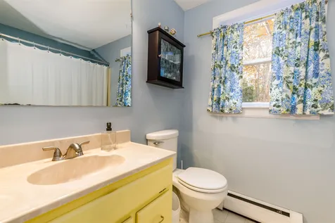 16 Durell Drive Newmarket NH 03857