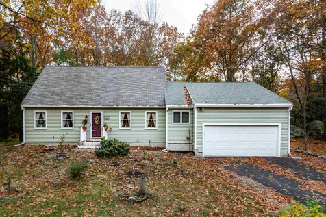 16 Durell Drive Newmarket NH 03857