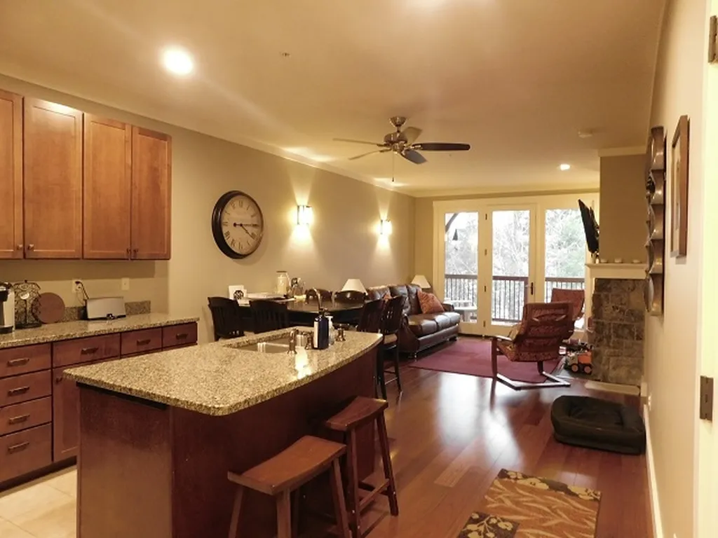 27 Riverside Terrace Lincoln NH 03251