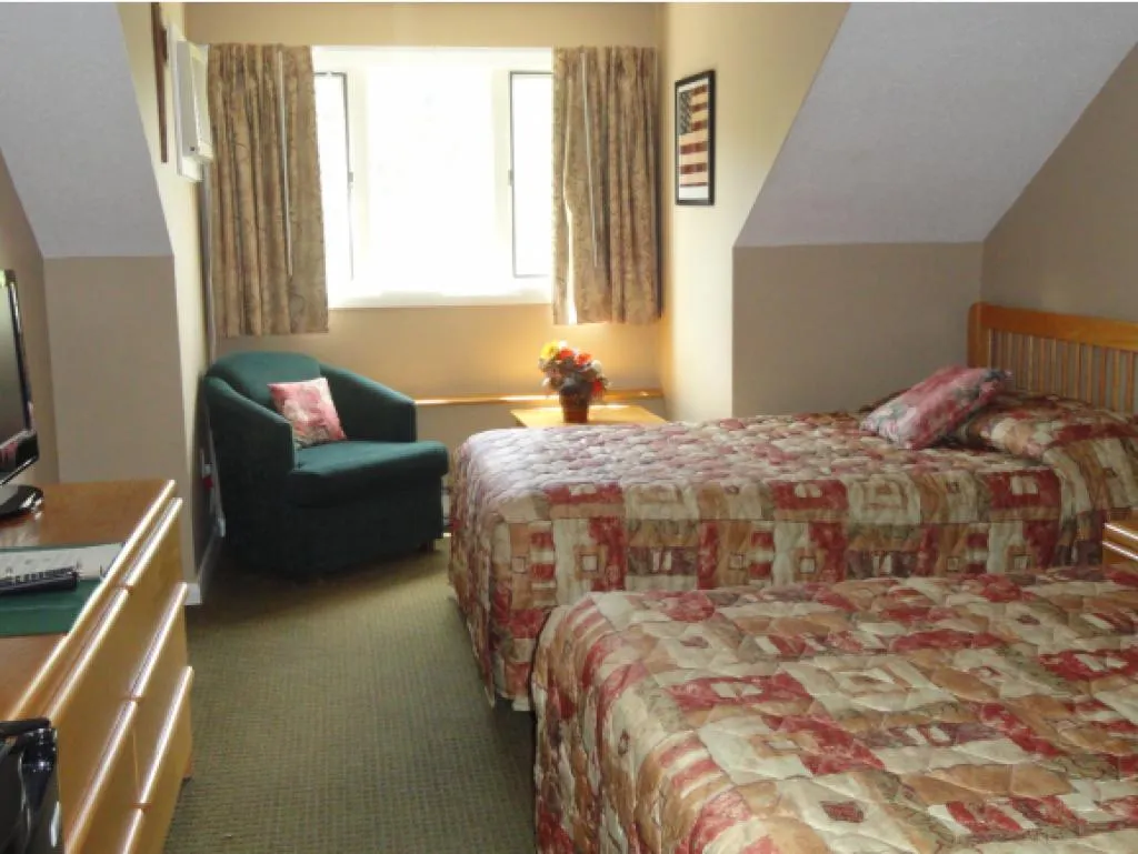 48 Cooper Memorial Drive Lincoln NH 03251