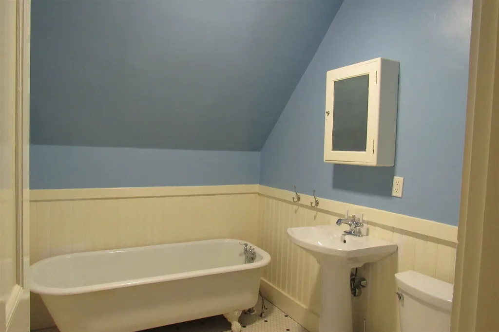 23 Ridge Road Concord NH 03301