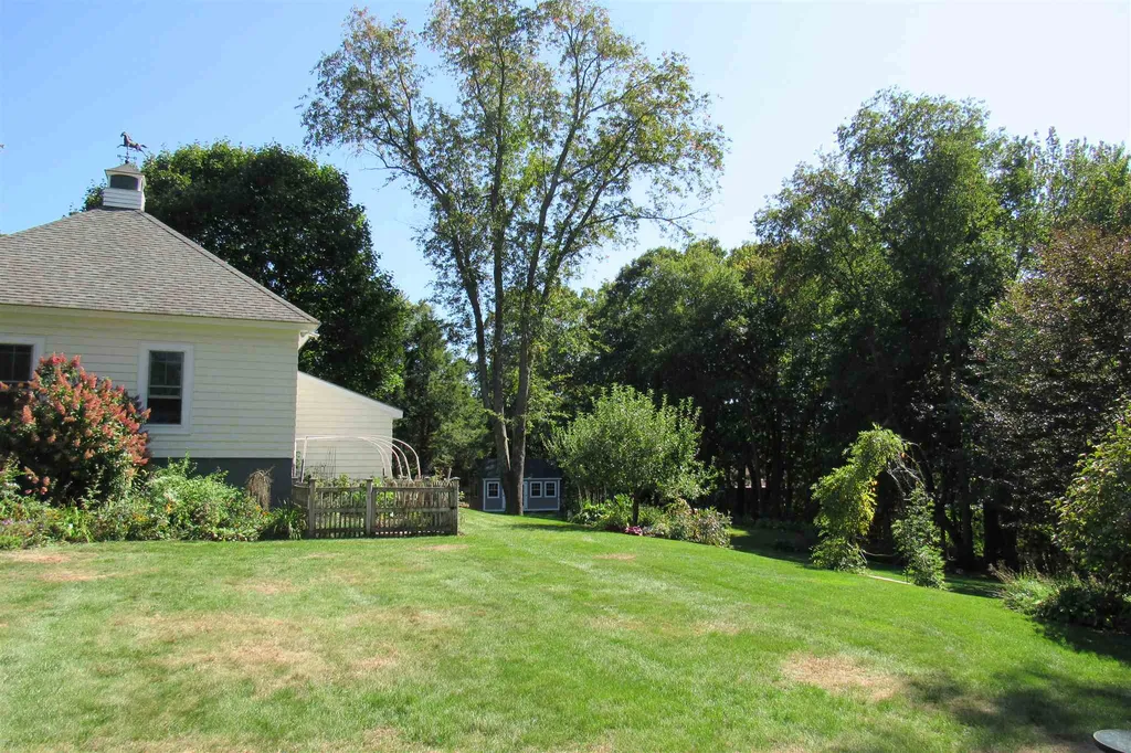 23 Ridge Road Concord NH 03301