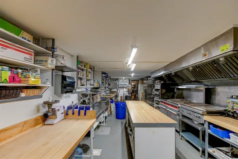 3343 Mountain Road Stowe VT 05672