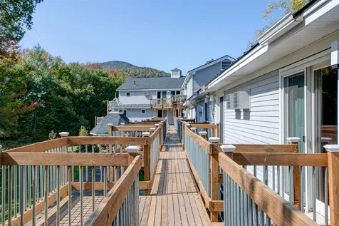 3343 Mountain Road Stowe VT 05672