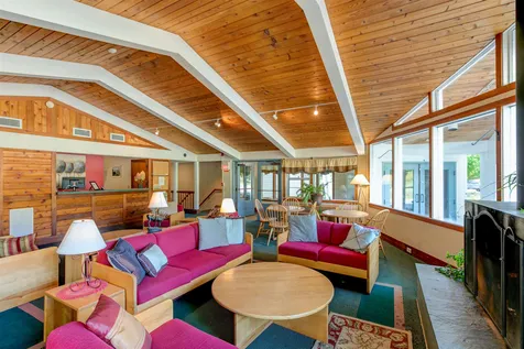 3343 Mountain Road Stowe VT 05672