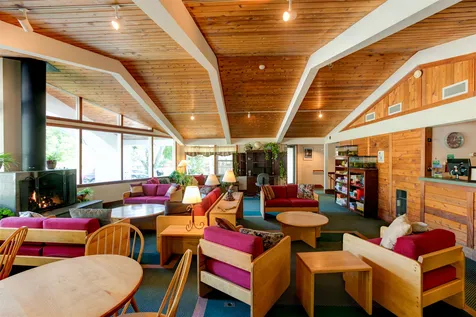 3343 Mountain Road Stowe VT 05672