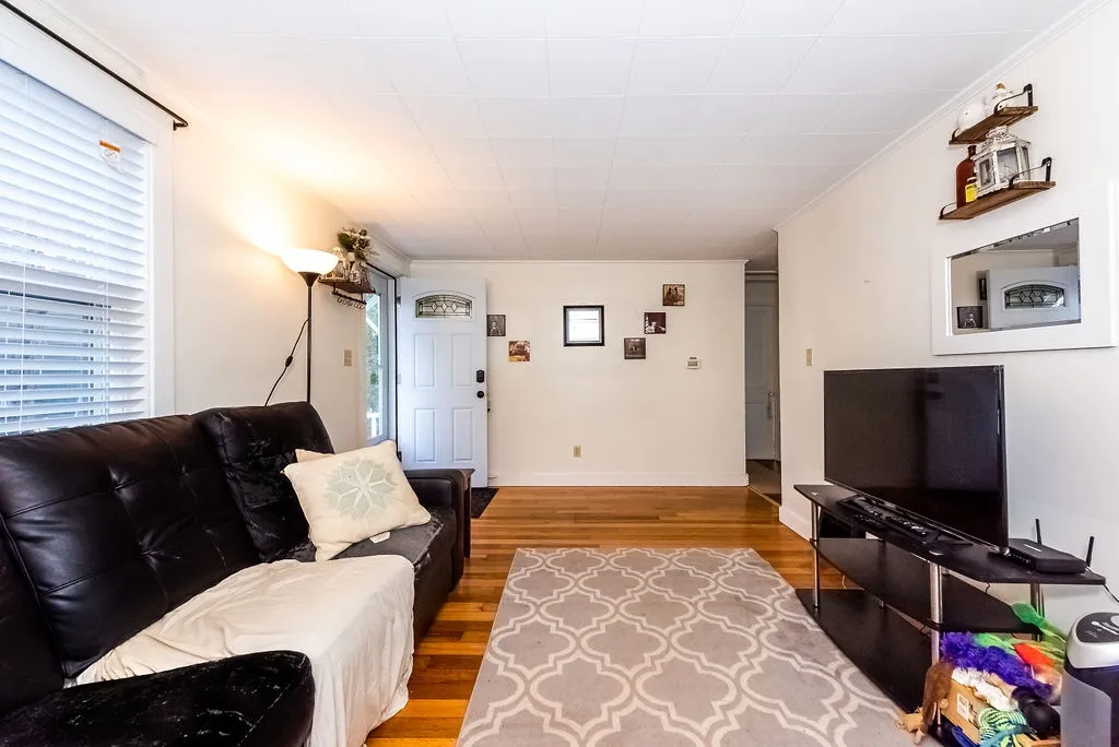 9 Sarah Court Rochester NH 03867