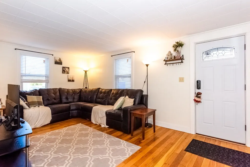 9 Sarah Court Rochester NH 03867