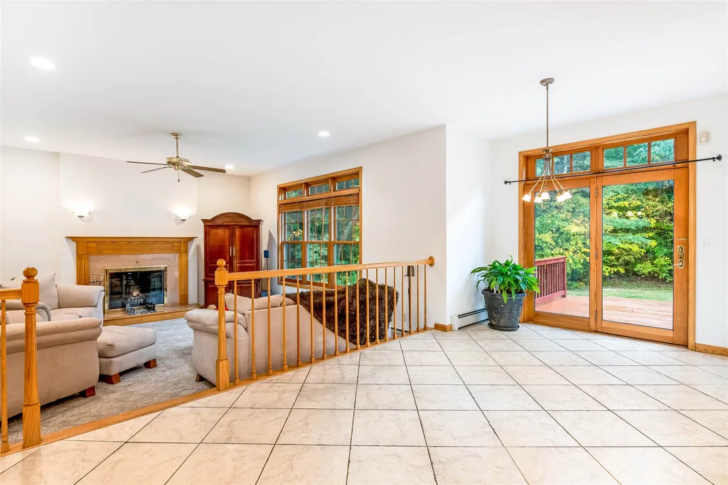 77 Overlake Drive Colchester VT 05446