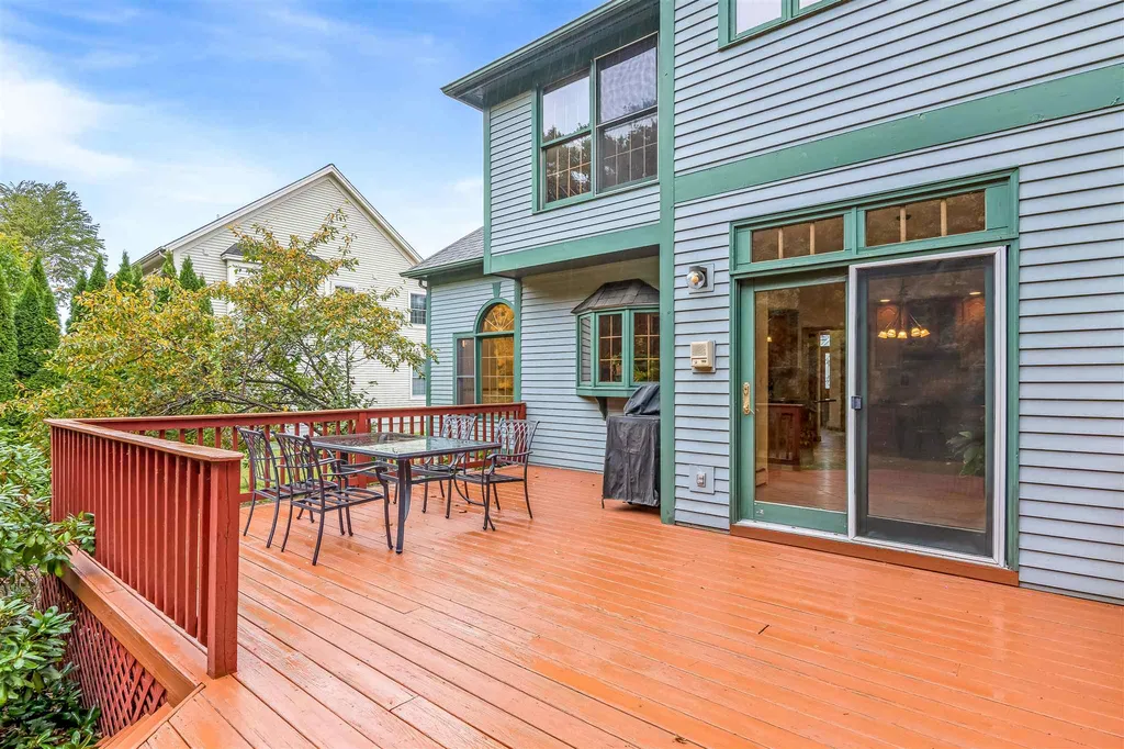 77 Overlake Drive Colchester VT 05446