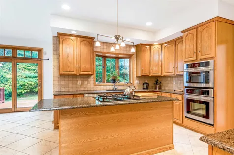 77 Overlake Drive Colchester VT 05446