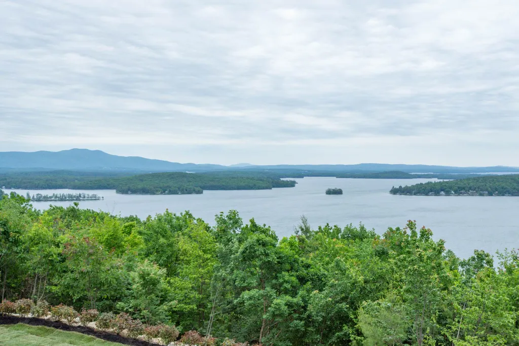 177 Akwa Vista Laconia NH 03246