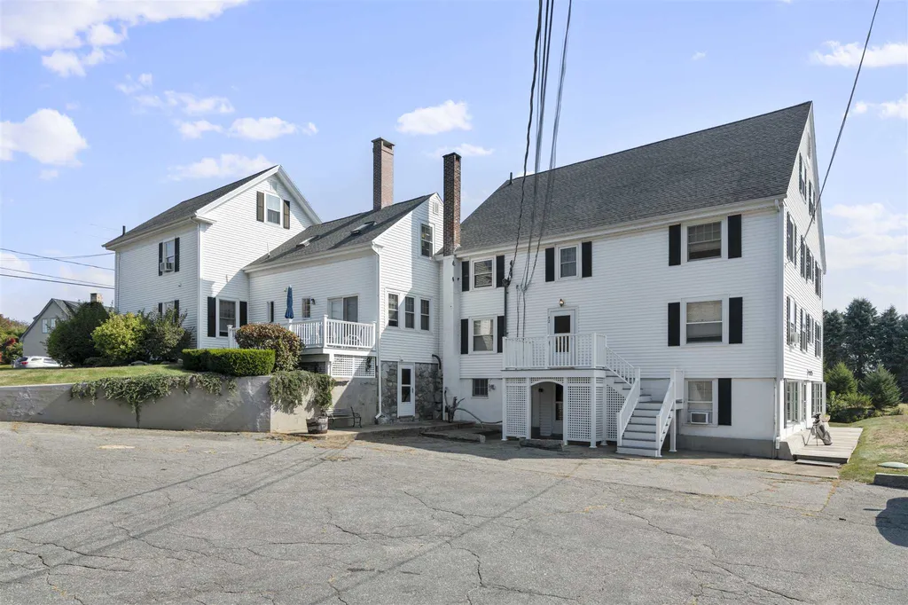42 Washington Road Rye NH 03870