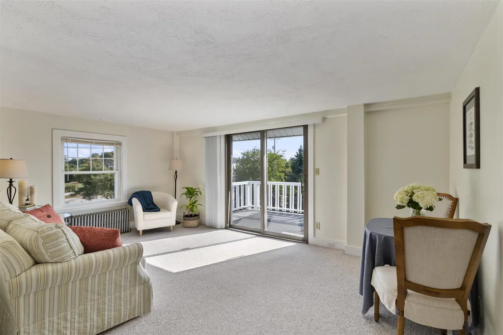42 Washington Road Rye NH 03870