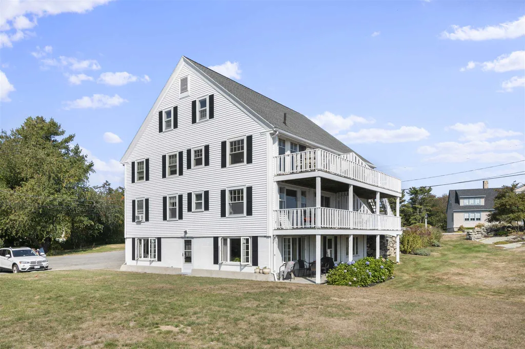 42 Washington Road Rye NH 03870