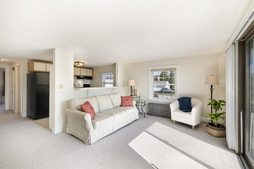 42 Washington Road Rye NH 03870